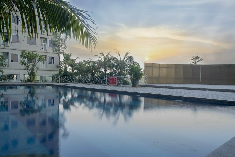 Hotel Titanium Express Homtel, Jakarta, photo