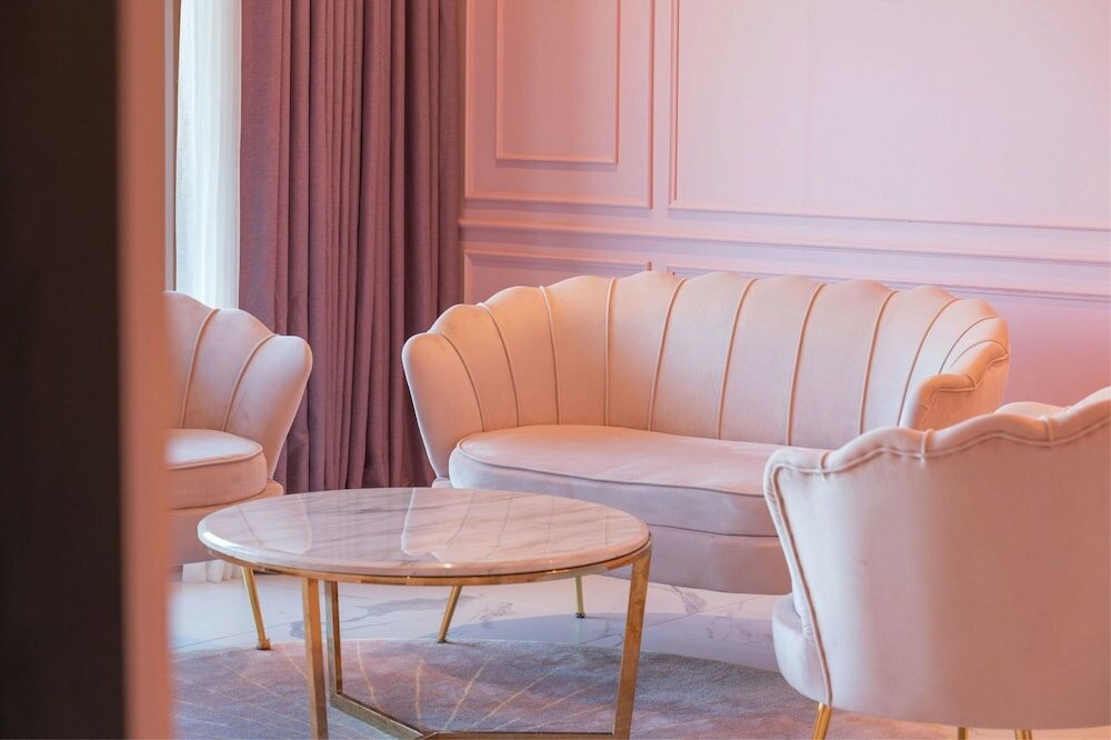 Фото Dignity Hotel