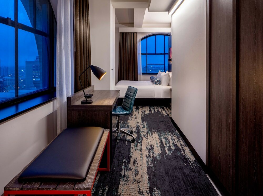 Фото Aloft Philadelphia Downtown