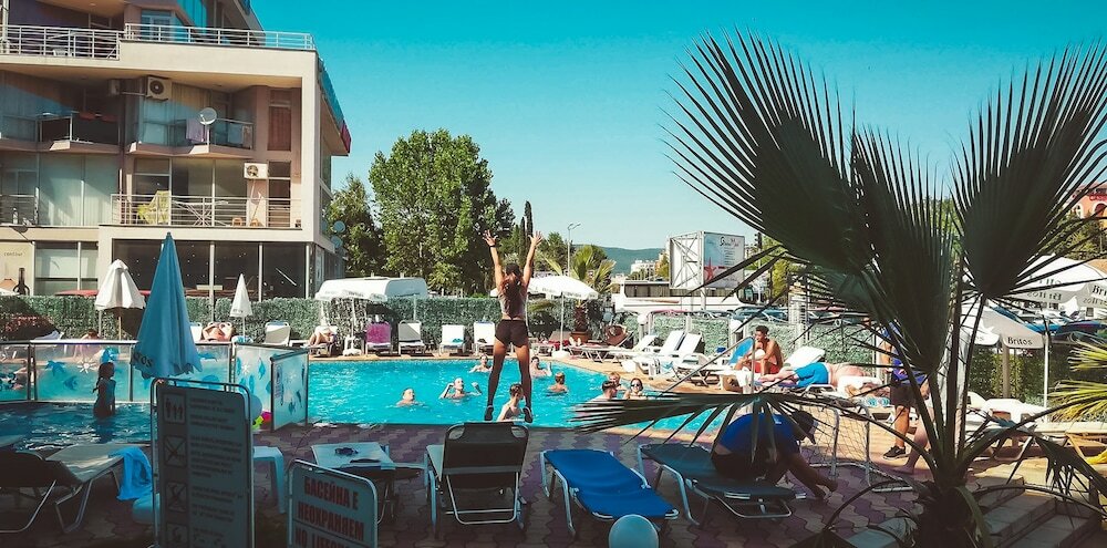 Фото Bohemi Hotel