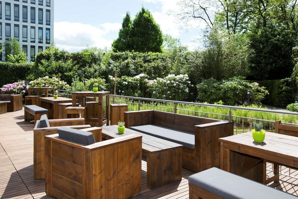 Фото Radisson Blu Hotel, Frankfurt