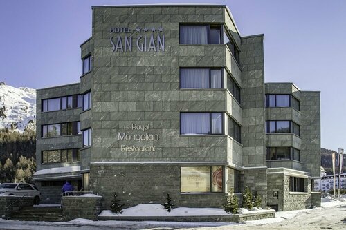 Внешний вид отеля Sport & Wellness Hotel San Gian St Moritz в Са́нкт-Мо́рце, фото 1