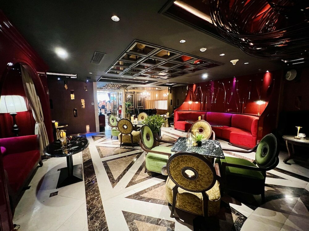 Фото Golden Silk Boutique Hotel