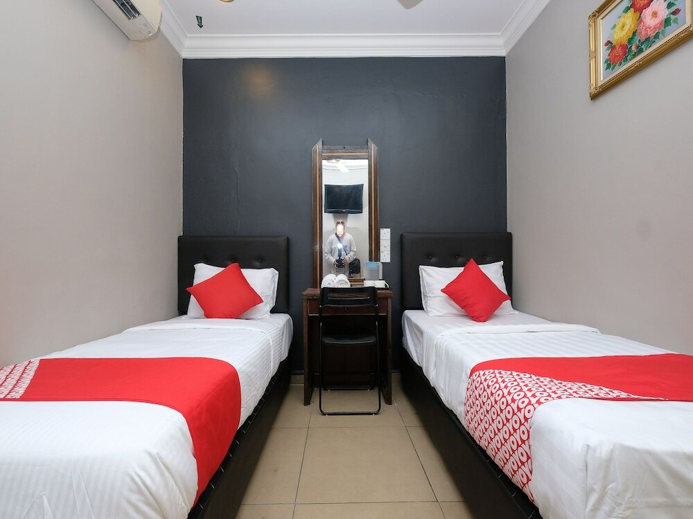 Фото Oyo 1190 Nice Stay Hotel