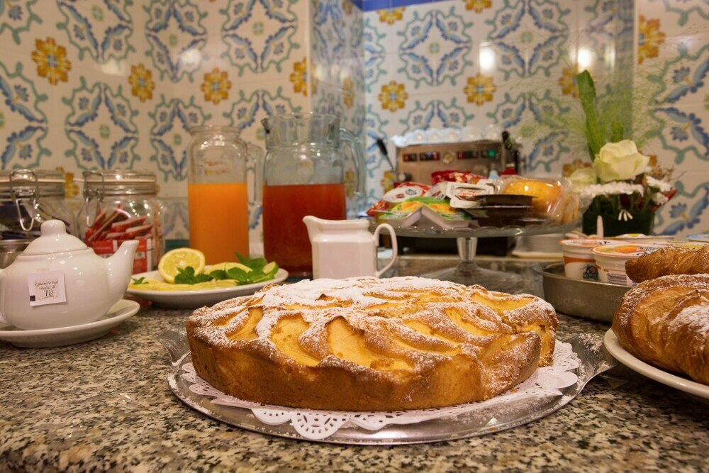 Фото Hotel L'Uomo e il Mare