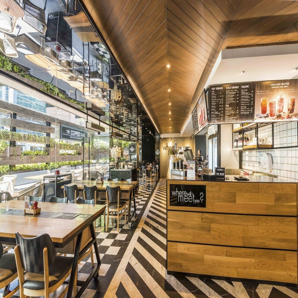Фото Отель Maitria Sukhumvit 18