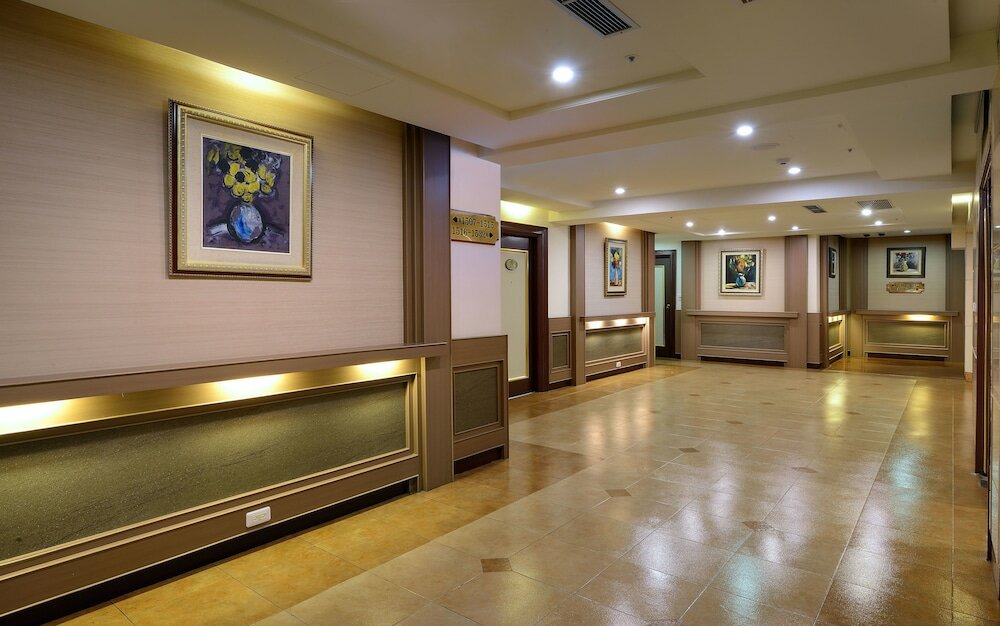 Фото Cheng Pao Hotel