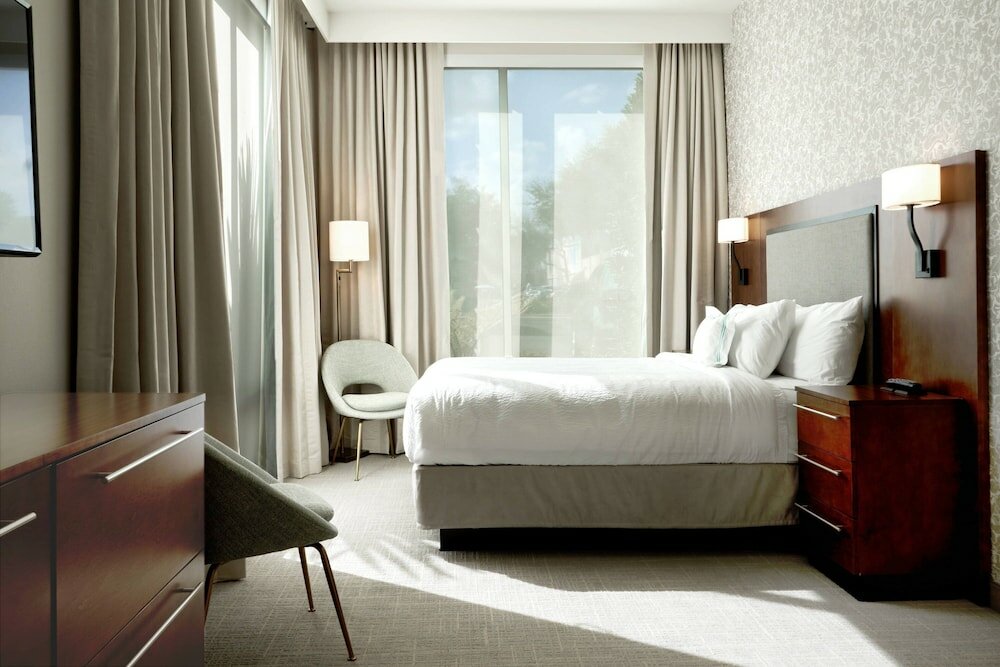 Фото TownePlace Suites by Marriott Orlando Downtown