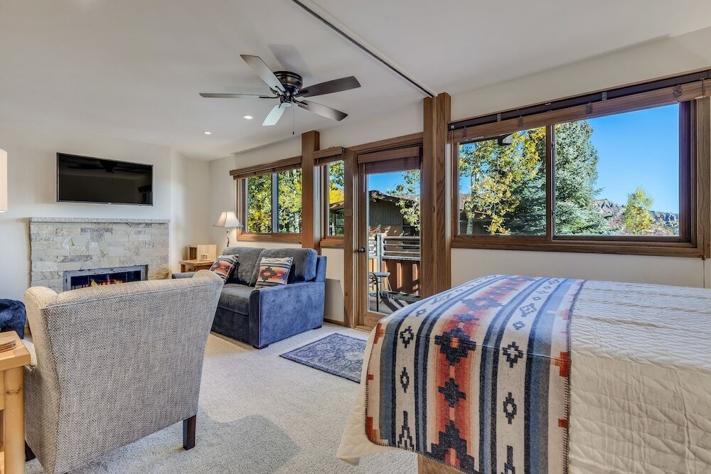 Фото Laurelwood, A Destination Residence