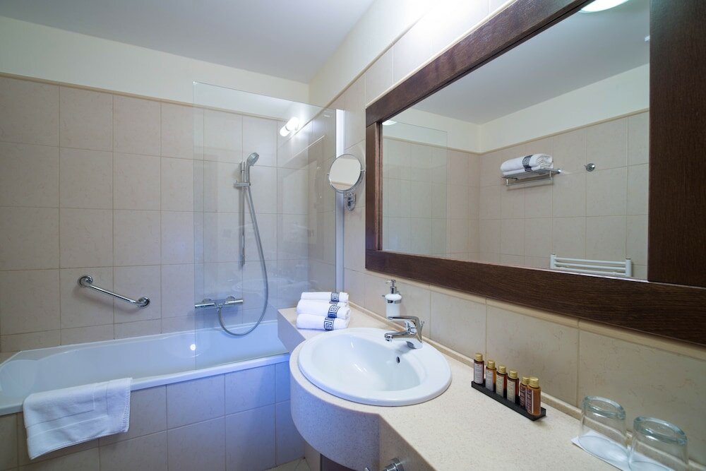 Фото Hotel Montfort Wellness & SPA Tatranská Javorina