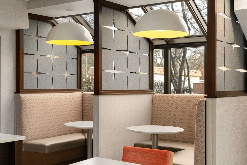 Фото Hampton Inn Fairfax City