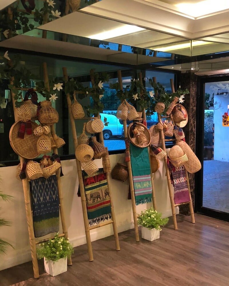 Фото Romance Hotel Sukhumvit 97