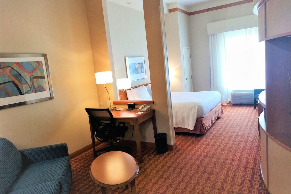 Фото Fairfield Inn and Suites by Marriott Sacramento Elk Grove