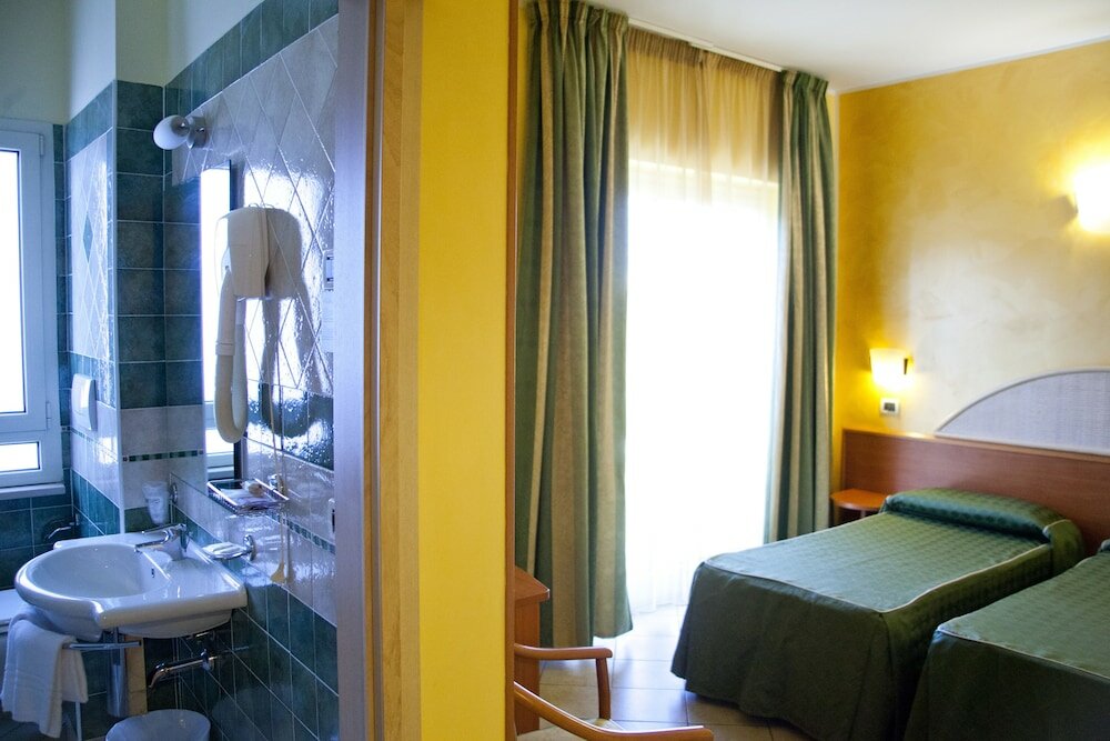 Фото Hotel Prestige