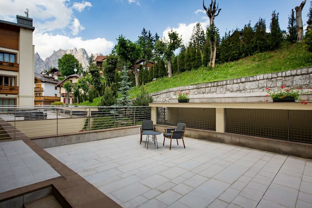 Фото Radisson Residences Savoia Palace Cortina d’Ampezzo