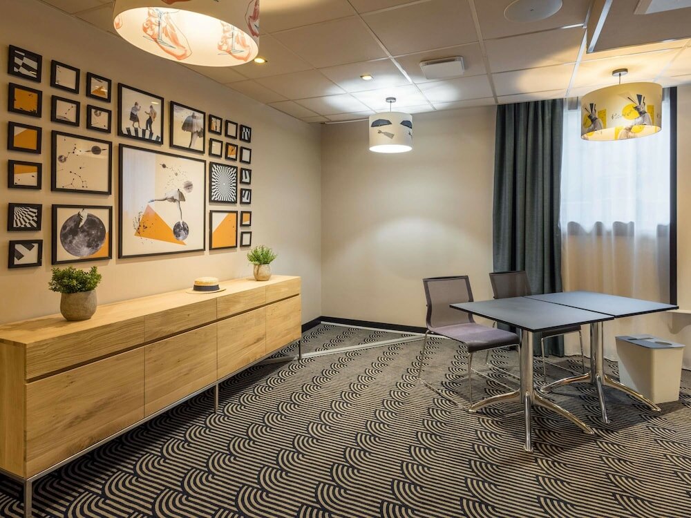 Фото Novotel Paris Suresnes Longchamp