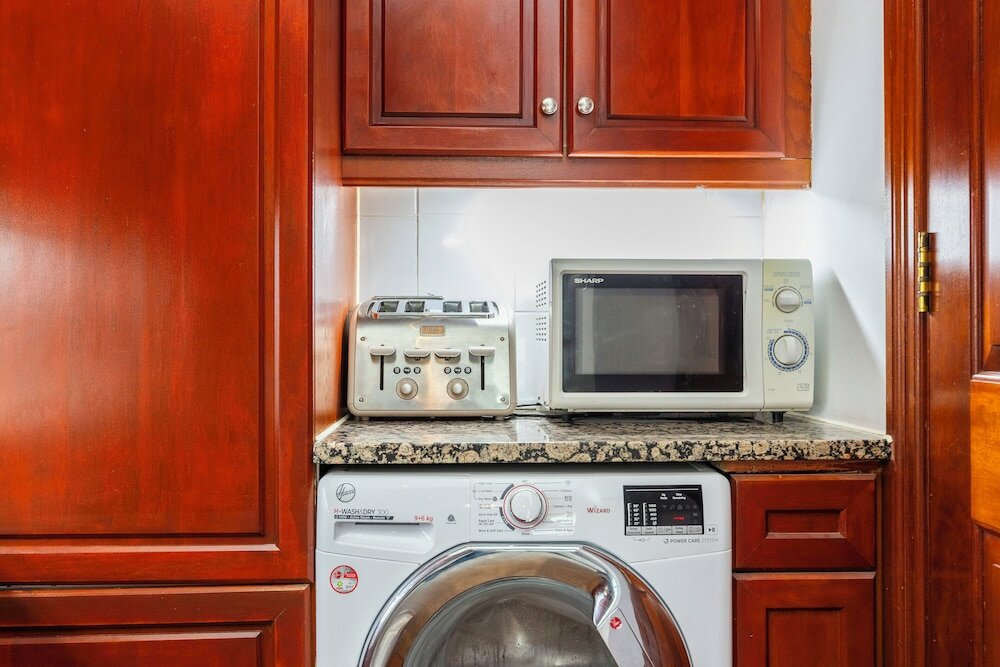 Фото Carlton Court - Mayfair