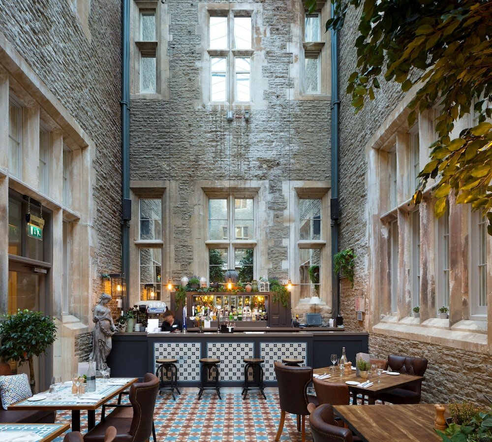 Фото De Vere Tortworth Court