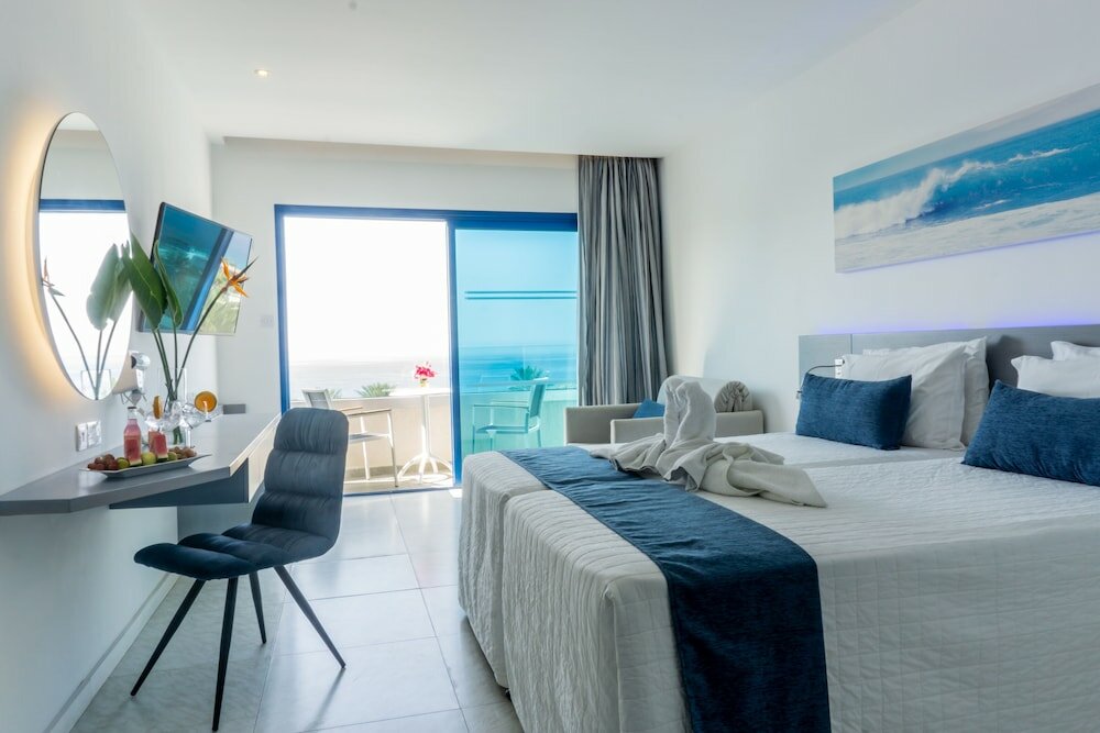 Фото Anonymous Beach Hotel