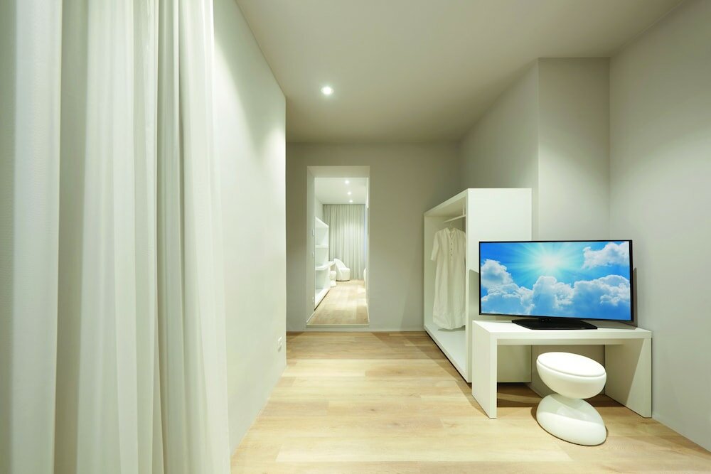 Фото You. Me Design Place Hotel