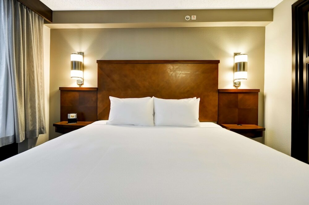 Фото Hyatt Place Albuquerque Uptown