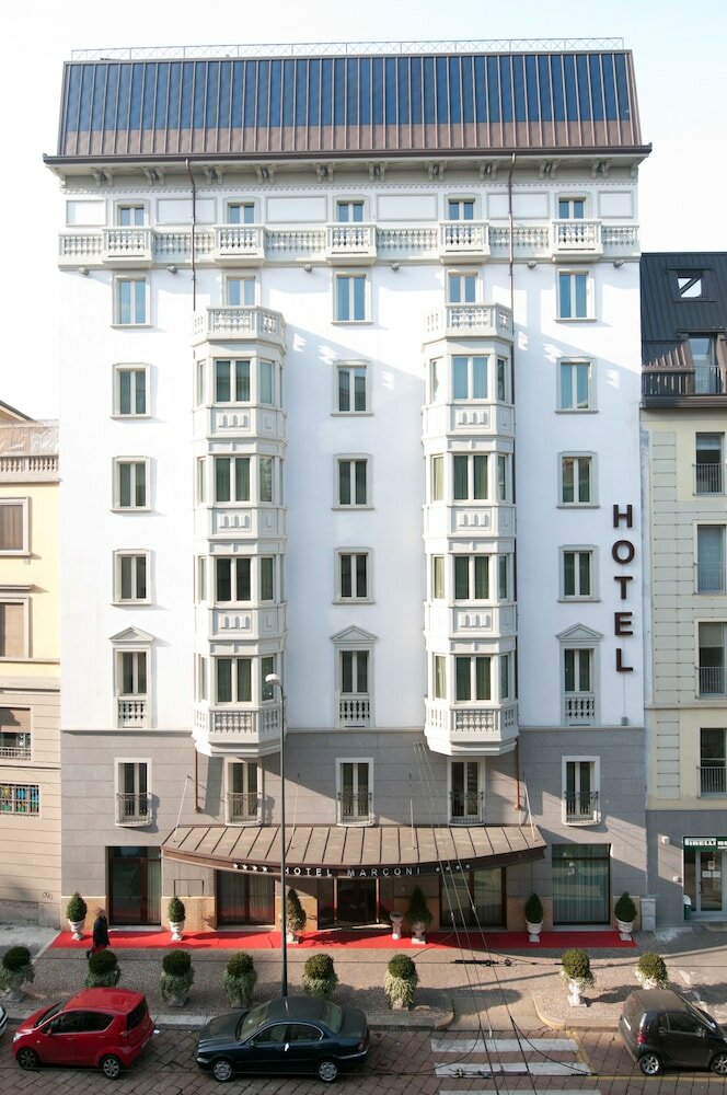 Фото отеля 2