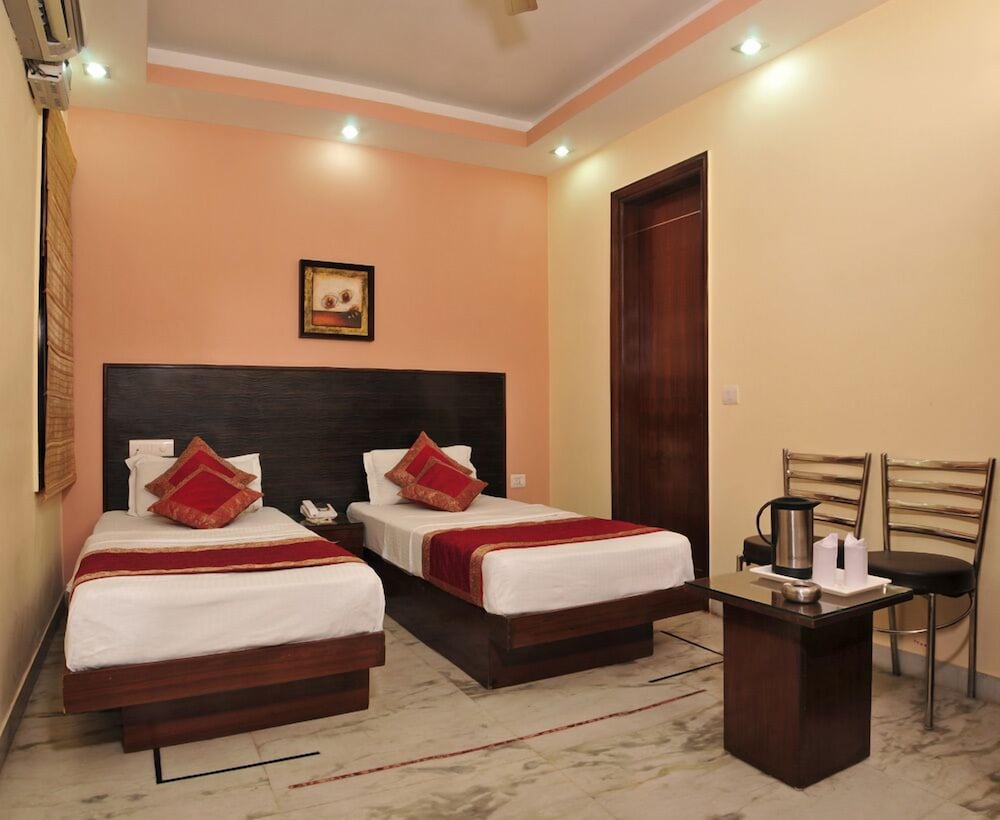 Фото East Inn Hotel