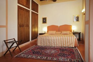 Relais Vignale & Spa (Tuscany, Provincia di Siena, Via Pianigiani, 9), hotel