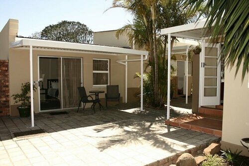 Внешний вид отеля Absolute Cornwall в Ист-Лондоне, фото 5