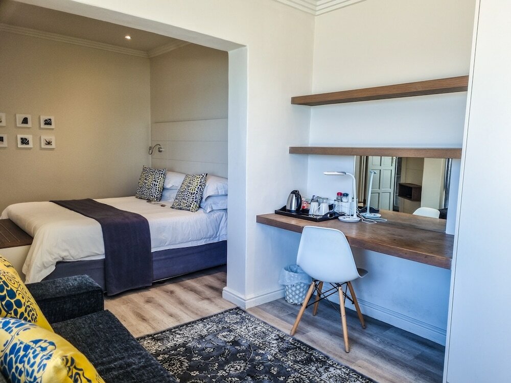 Фото The Paralian