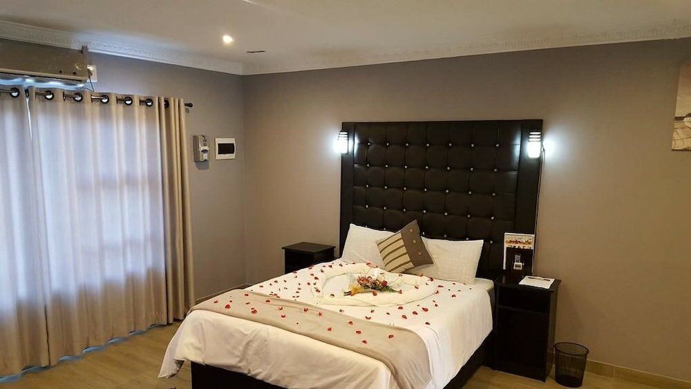 Фото The Green Olive Guesthouse