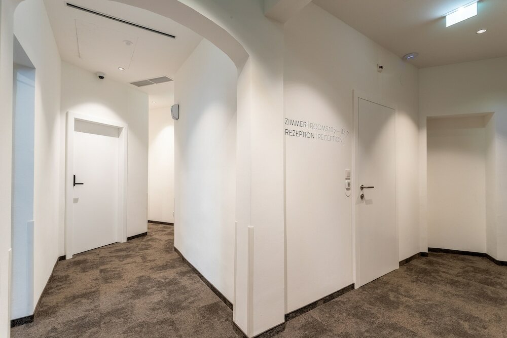 Фото DaunTown Rooms - Self Check-In