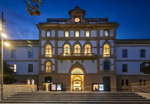 Внешний вид отеля Отель One Shot Tabakalera House в Доностия-Сан-Себастьяне, фото 1