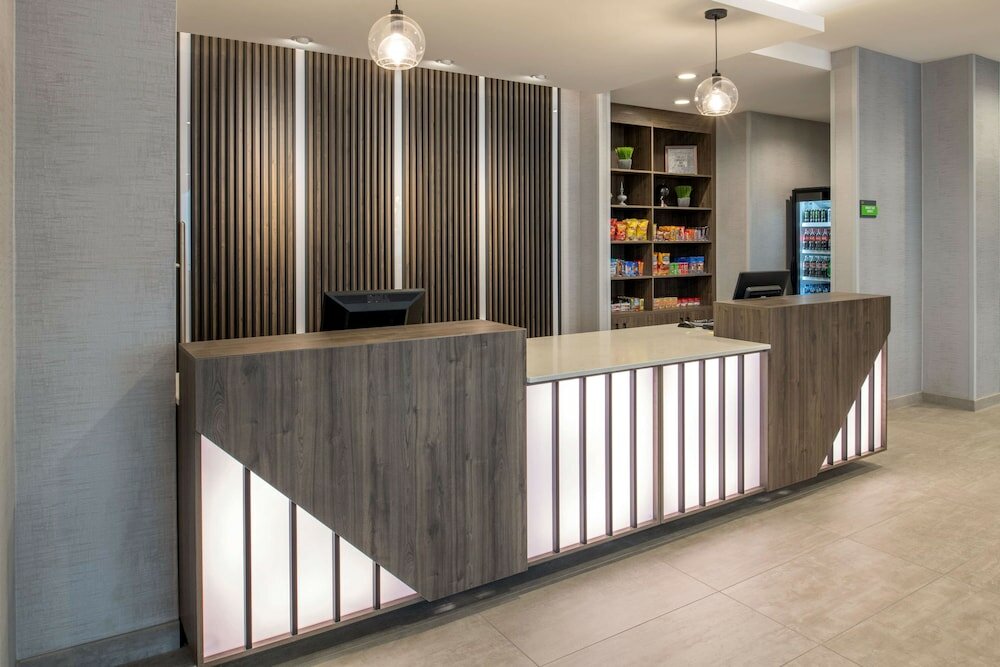 Фото La Quinta Inn & Suites by Wyndham Spokane Downtown