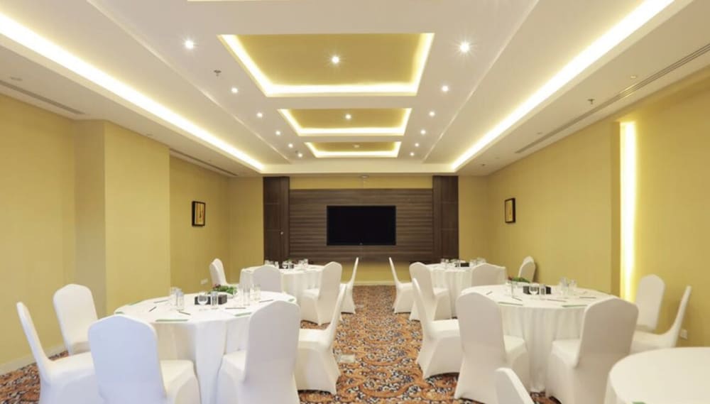 Фото Gloria Inn Hotel