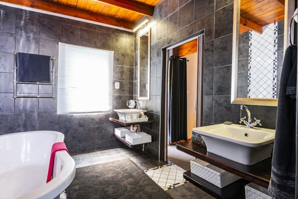 Фото Ama Zulu Guesthouse and Safaris