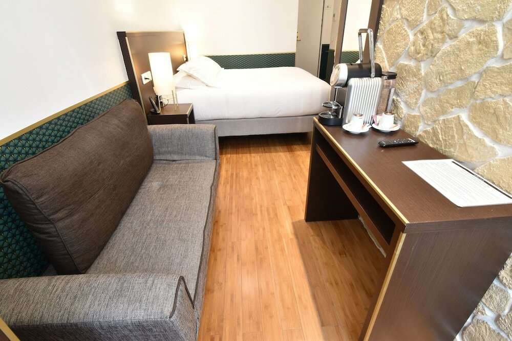 Фото Hôtel Bonne Nouvelle