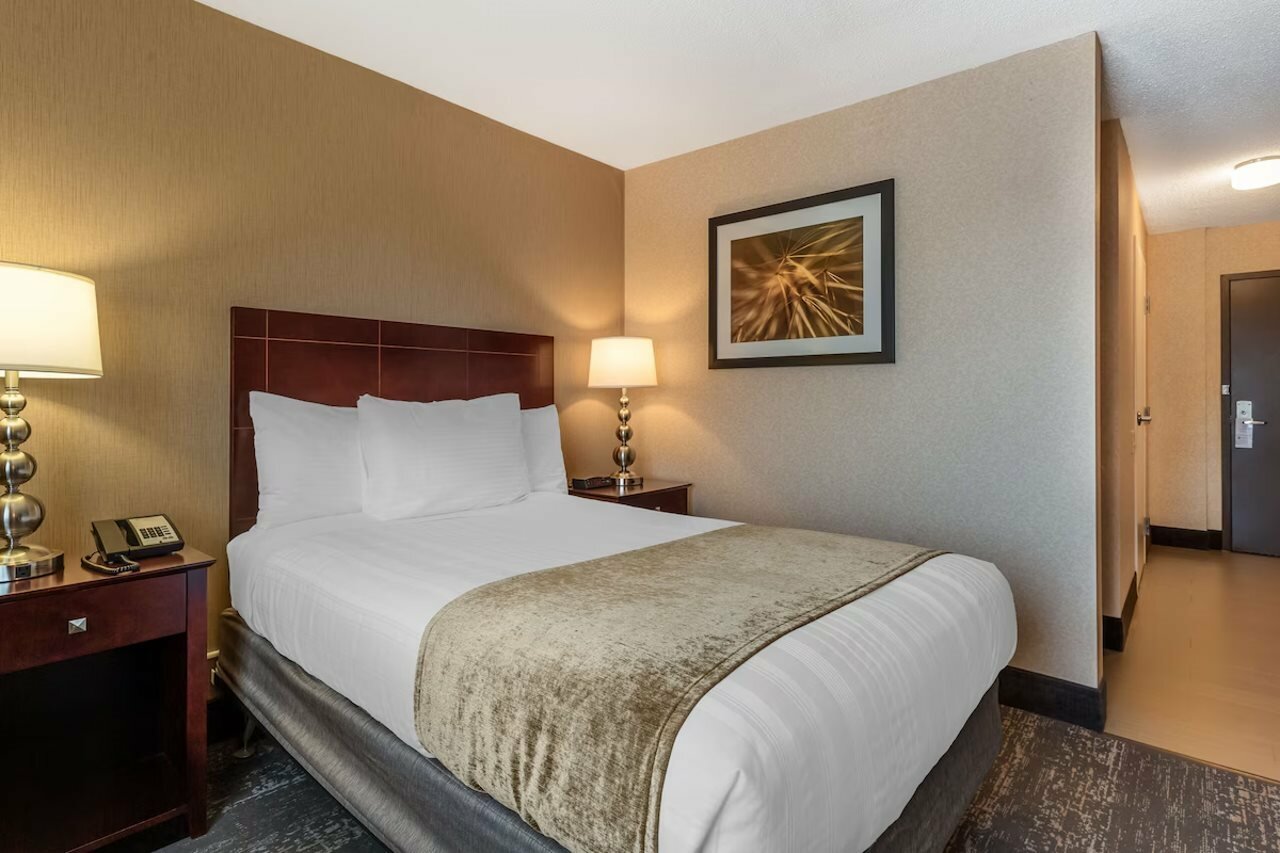 Фото Best Western Braintree Inn