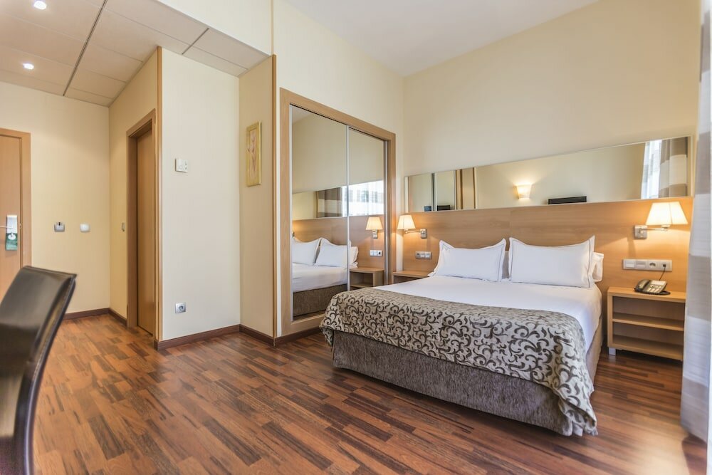 Фото Hotel Desitges