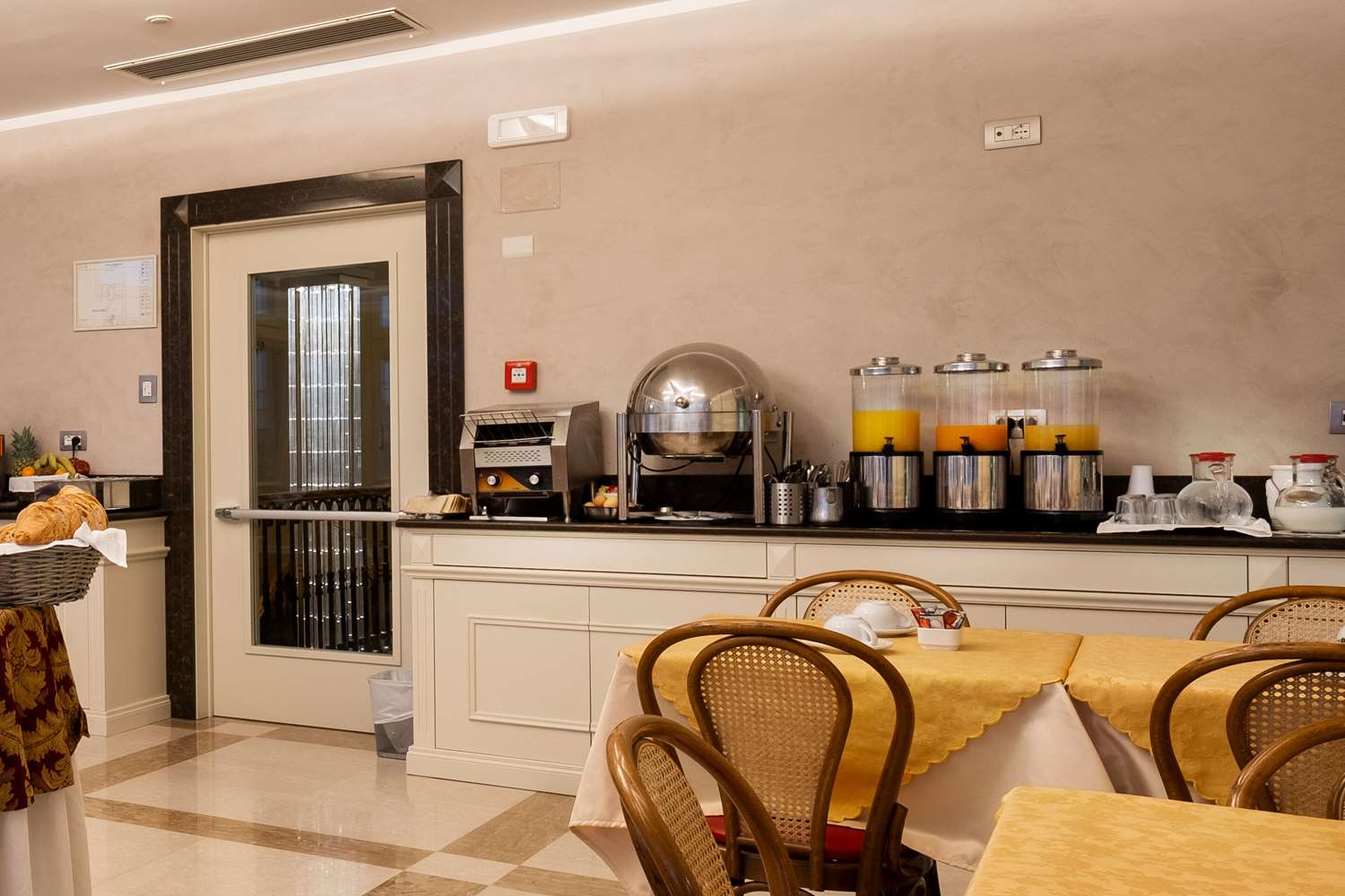 Фото Comfort Hotel Bolivar