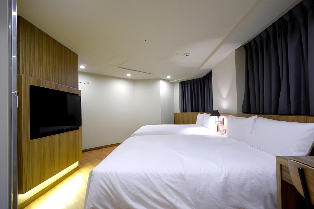 Фото Smile Inn - Taipei Main Station