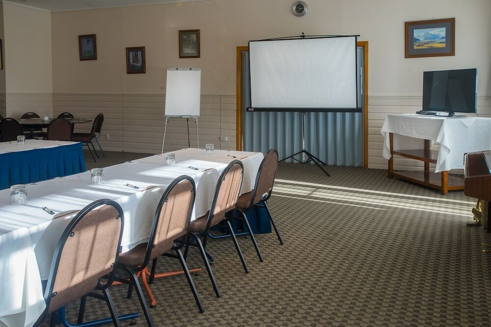Фото Kingsgate Hotel Te Anau