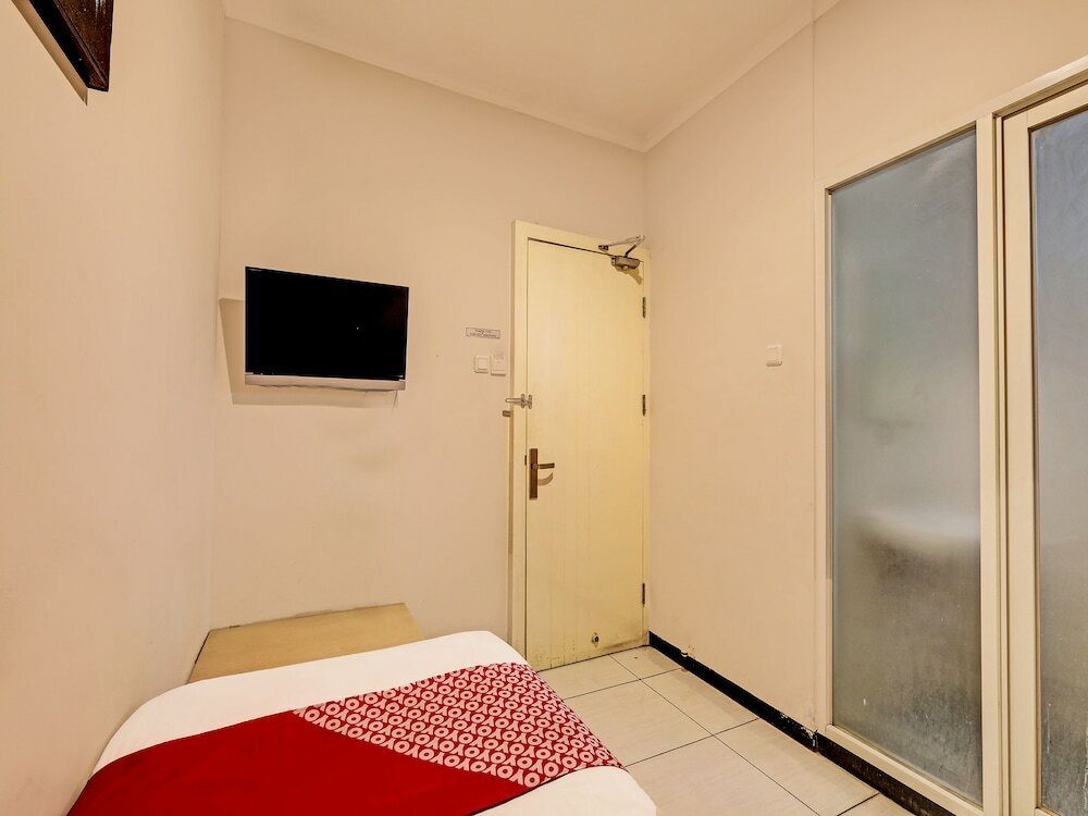 Фото Oyo 389 Sky Guesthouse