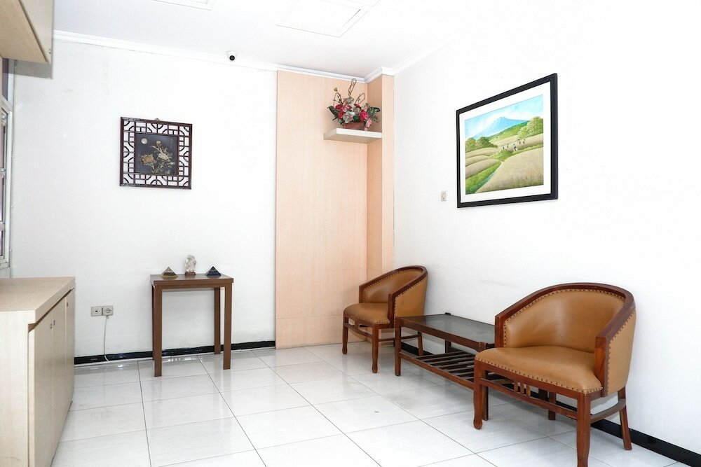 Фото Oyo 389 Sky Guesthouse