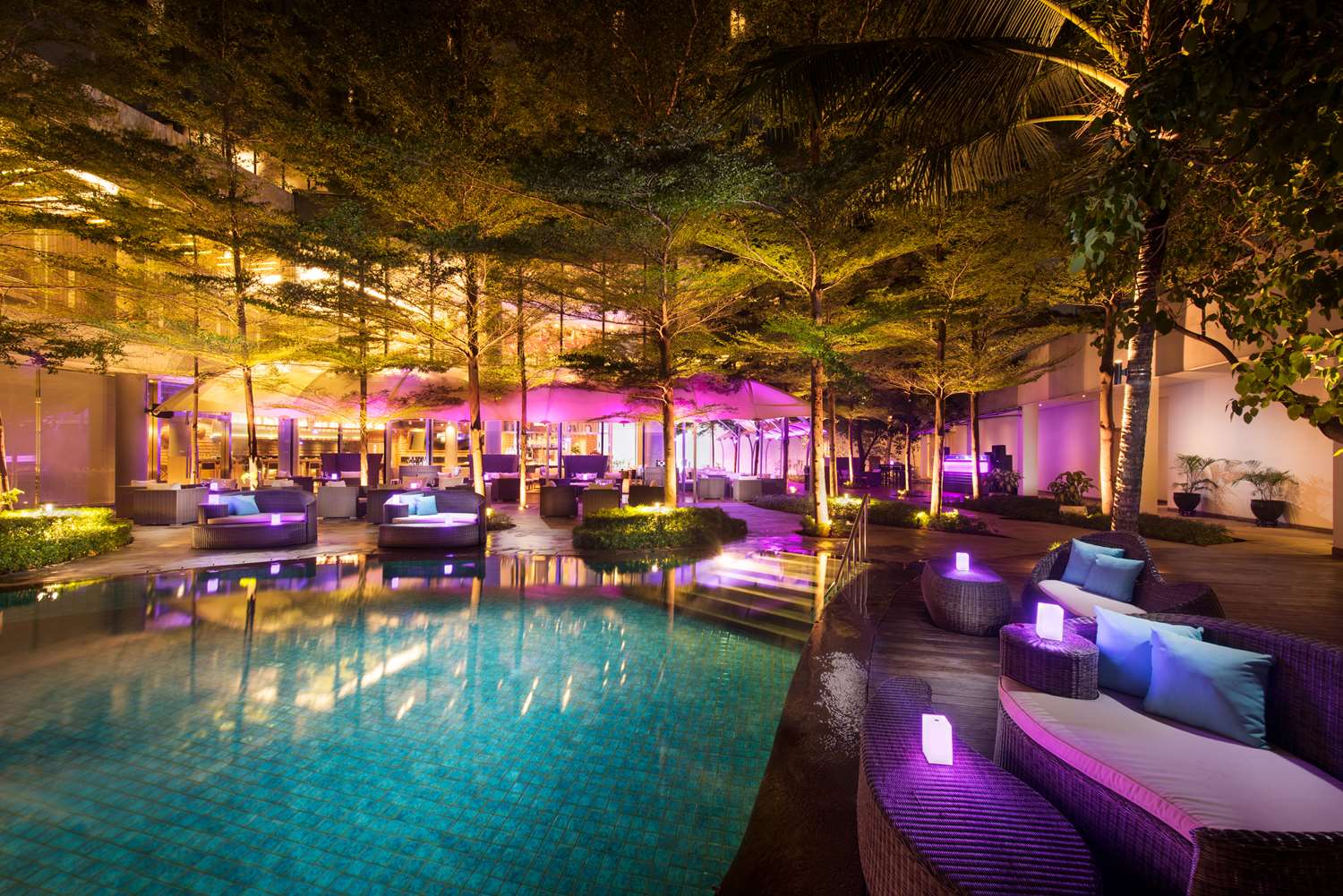 Фото DoubleTree by Hilton Hotel Jakarta - Diponegoro