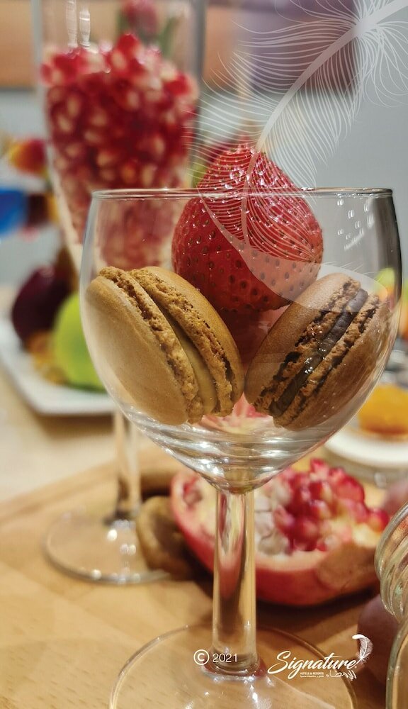 Фото Signature Hotel