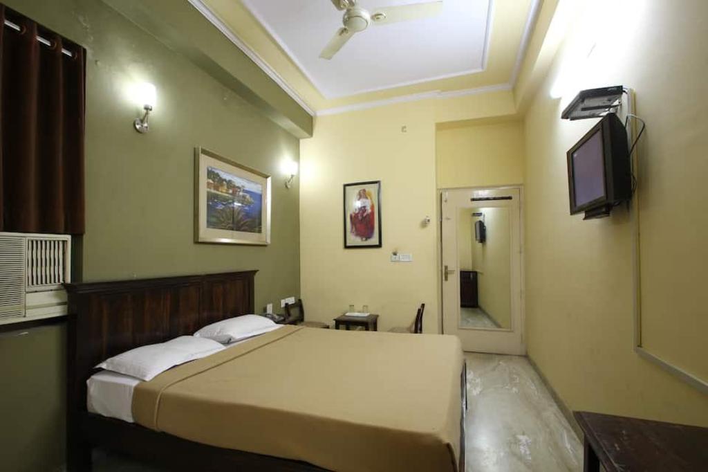 Фото Hotel Silver Plaza