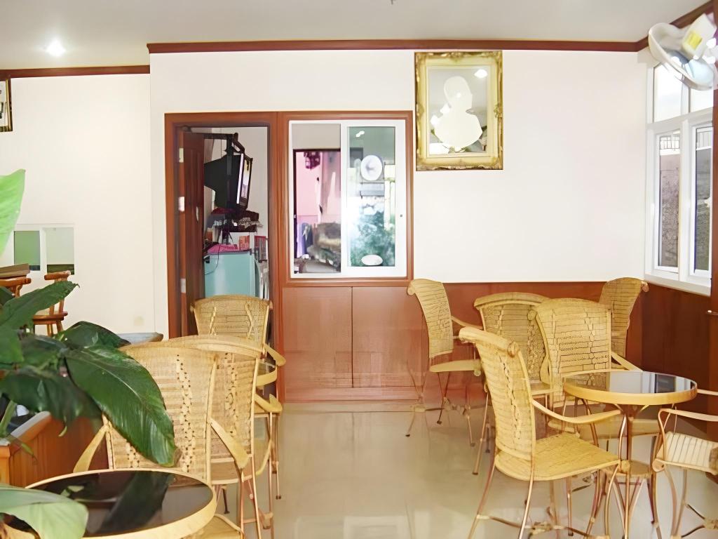 Фото Rattakit Mansion