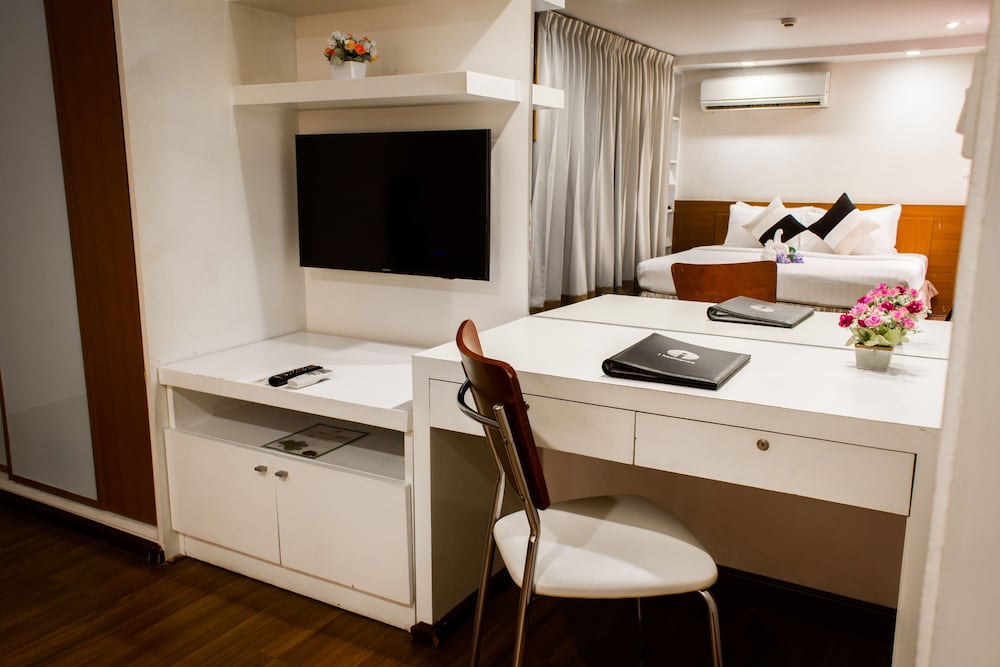 Фото I Residence Hotel Sathorn