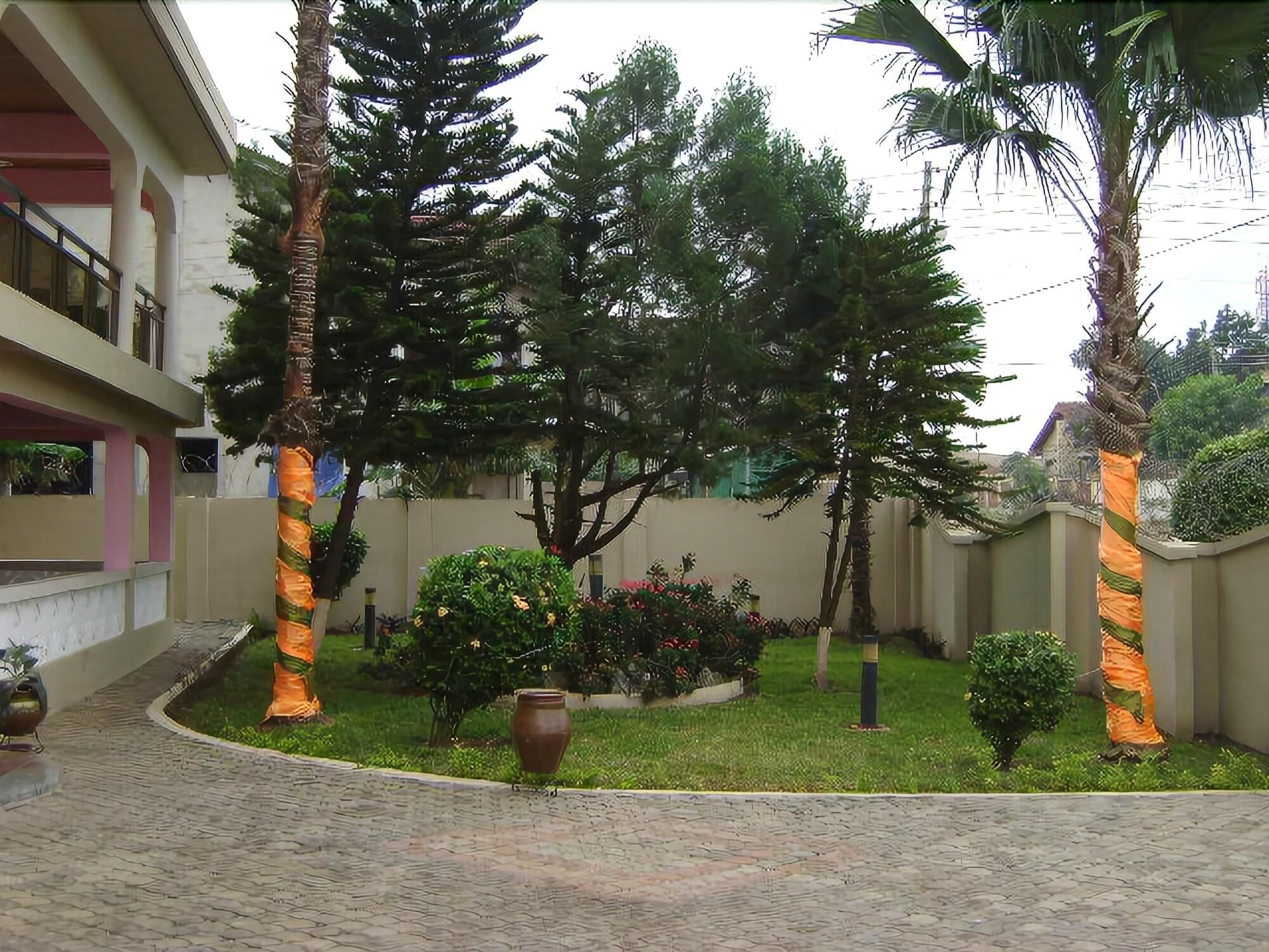 Фото East Airport Guesthouse